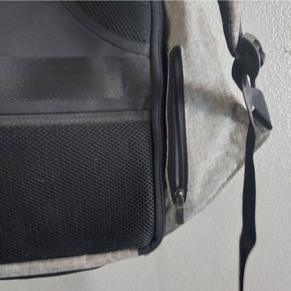 Mark Ryden Backpack Laptop Bag w/USB Port Black/Gray - Picture 4 of 7